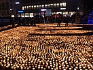 Ein Bild vom Aufbau der über 15.000 Lichter. Foto: THW/Andreas Melzer